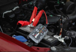 Viskas, ką reikia žinoti apie automobilio užvedimo pagalbą ar stiprintuvą